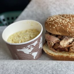 Pulled Chicken Sand