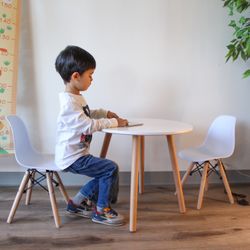 Ojackart - Kids table and kids chairs