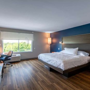 Tru by Hilton Seneca Clemson - Guest room - Hotels Near Me - Seneca, South Carolina Tru by Hilton Seneca Clemson - Guest room - Hotels Near Me - Seneca, South Carolina