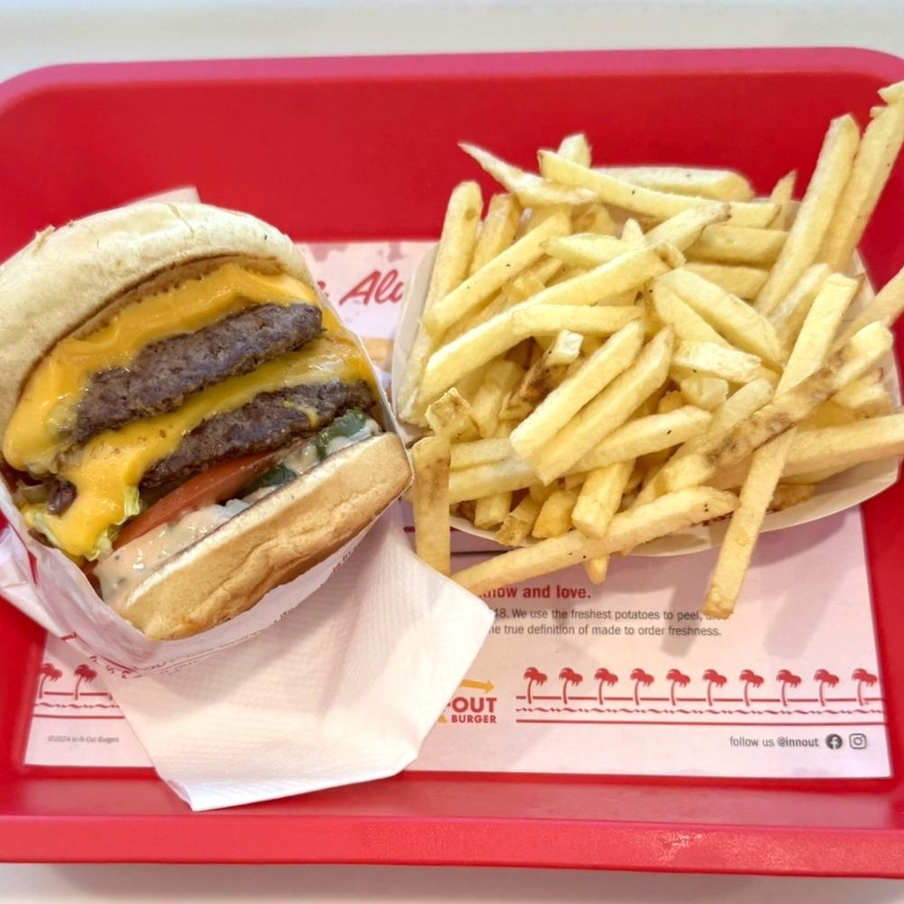 In-N-Out Burger Superstition Springs, Mesa, AZ - Last Updated August 2025 -  Yelp