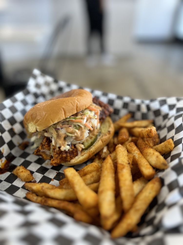 FLIPPING BYRDS CLOSED Updated July 2024 111 Photos & 110 Reviews