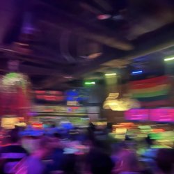 Twist Social Club - Vibe