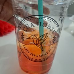 Strawberry green tea with 25% less sugar and light ice