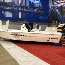 Wright Marine - 2019 Wellcraft 241 Bay