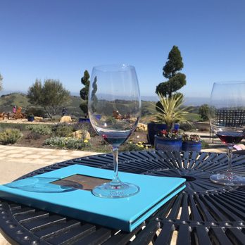 DAOU Vineyards - Wineries Near Me - Paso Robles, California DAOU Vineyards - Wineries Near Me - Paso Robles, California