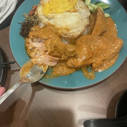 Nasi Lemak (i think) Nasi Lemak (i think)
