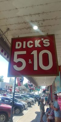 Dick's 5 & 10 by null
