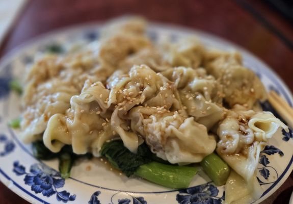 Lam's Kitchen by null