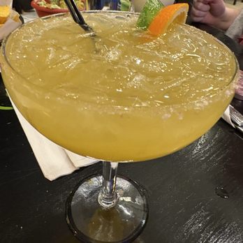 Lucha Restaurant - Margarita, yes please - Mexican Near Me - St. Louis, Missouri