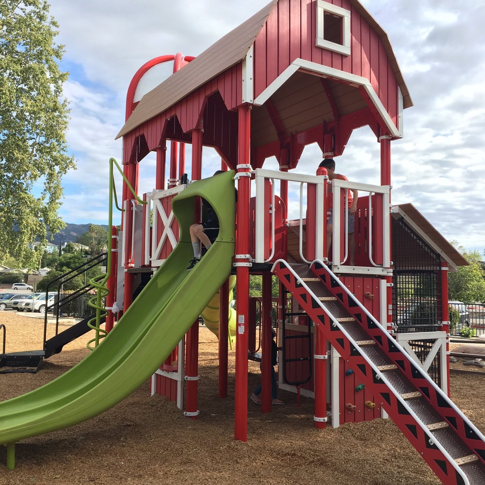 Borchard Community Park Logo