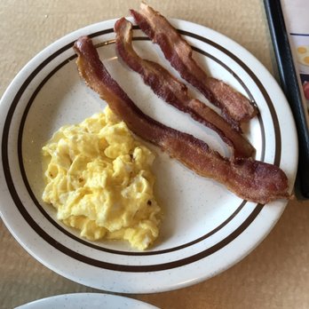 Hanz Diner - Served when you order a French toast combo. $9.25 }:{ - American Near Me - Houston, Texas Hanz Diner - Served when you order a French toast combo. $9.25 }:{ - American Near Me - Houston, Texas