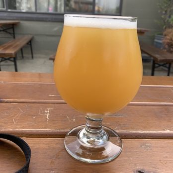 Fieldwork Brewing Co. - Juicy Crusher - Breweries Near Me - Berkeley, California