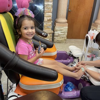 Signature Nail - Nail Salons Near Me - New Braunfels, Texas