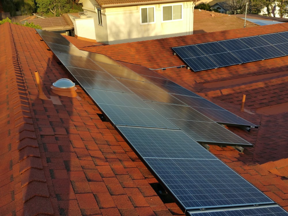 Slide of R&J Roofing