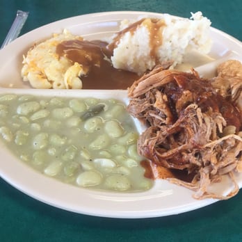 D & H Bar-B-Que - Barbeque Near Me - Manning, South Carolina