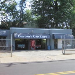Located on Overton Park Ave. in the heart of the Evegreen Historic District Located on Overton Park Ave. in the heart of the Evegreen Historic District