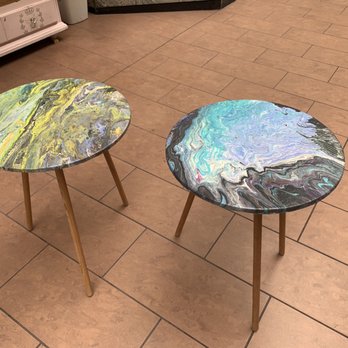 Coco's Selfie Space - Table Painting With Coco's Chalky Paints! - Antiques Near Me - Cleveland, Ohio