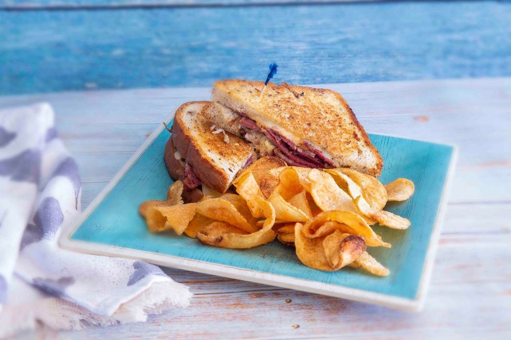 Caddy's Indian Shores