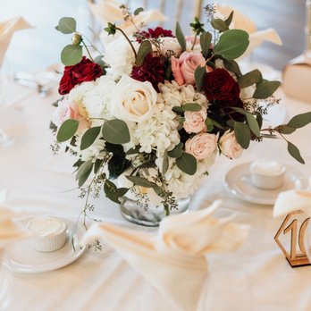 Blooming Hills Florist - Table Centerpiece - Florists Near Me - Brea, California