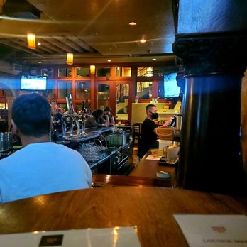 Fable Diner and Bar - Interior - Diners Near Me - Vancouver, British Columbia