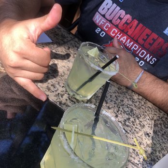 Three's Bar & Grill - Happy hour margaritas! Tampa Bay Bucaholics approved! - Asian Fusion Near Me - Kihei, Hawaii