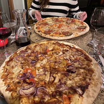L'Osteria - Big pizzas! - Pizza Near Me - Amsterdam, New Hampshire