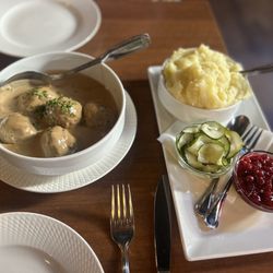 Bullen - Meatball entree