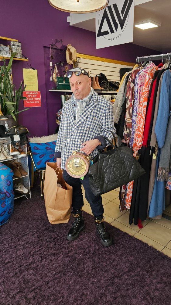 SAVE & RAVE CONSIGNMENT SHOP Updated April 2024 23 Photos 615