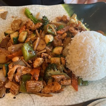 Noodles Pho U - Szechuan chicken - Vietnamese Near Me - Bolingbrook, Illinois Noodles Pho U - Szechuan chicken - Vietnamese Near Me - Bolingbrook, Illinois