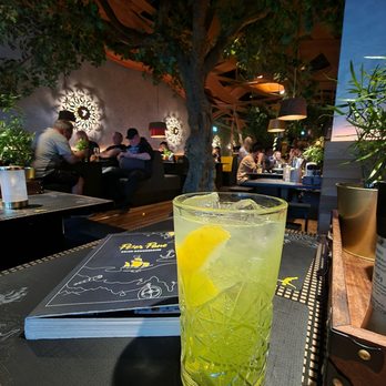 Peter Pane - Gin Basil - Salad Near Me - Kiel, SH