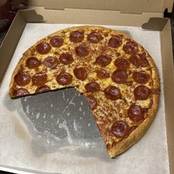 South Street Pizza - Pepperoni pizza
