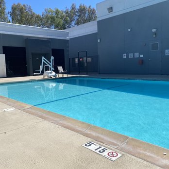 Courtyard by Marriott Vallejo Napa Valley - Pool - Hotels Near Me - Vallejo, California