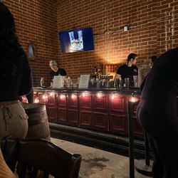 Great Wagon Road Distilling - Bar area