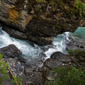 Johnston Canyon & Ink Pots - I'm not a fan of heights, but I recommend looking straight down from the catwalk - Hiking Near Me - Banff, Alberta Johnston Canyon & Ink Pots - I'm not a fan of heights, but I recommend looking straight down from the catwalk - Hiking Near Me - Banff, Alberta