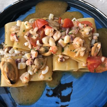 M'ama! - Rigatoni with mussels and calamari - Mediterranean Near Me - Praiano, SA