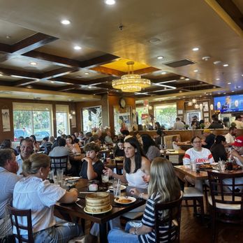 Dragon House - Inside it's busy - Chinese Near Me - Southlake, Texas Dragon House - Inside it's busy - Chinese Near Me - Southlake, Texas