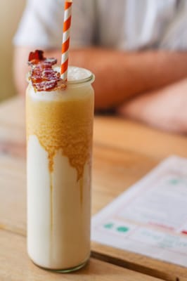 Grand Trailer Park Taverna by null