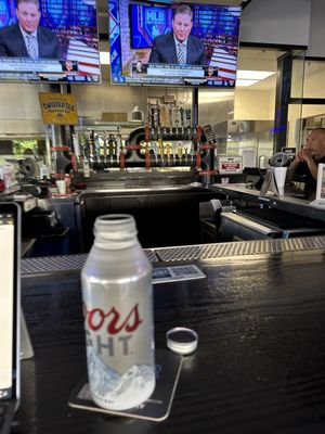 Brewz Sports Cafe & Grill by null
