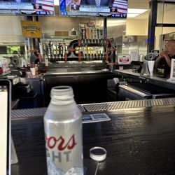 BrewZ Sports Cafe & Grill - Coors 16 oz can .