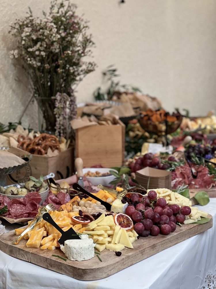 LILA & SAGE CAKE & CATERING CO. Updated September 2024 302 Photos & 195 Reviews 107