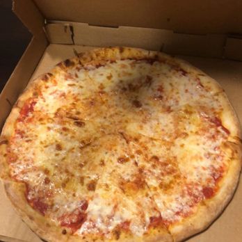 Solle's Italian - 16" Plain Pizza - Pizza Near Me - Tallahassee, Florida Solle's Italian - 16" Plain Pizza - Pizza Near Me - Tallahassee, Florida