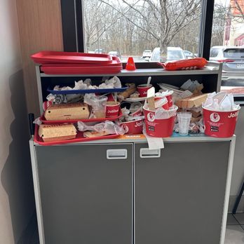 Jollibee - Jollibees chantilly - Filipino Near Me - Chantilly, Virginia