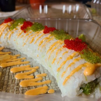 Salmonday - Shrimp cheese roll - Sushi Bars Near Me - Snohomish, Washington