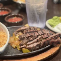 El Fenix - Lunch Fajitas