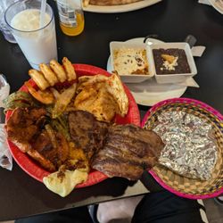 Miranda Mexican Restaurant - Molcajete