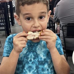 This kid is almost 8...those wings are HUGE!!!! This kid is almost 8...those wings are HUGE!!!!