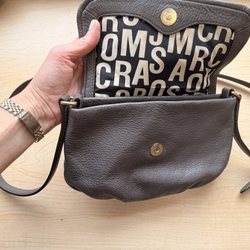 Re-Couture Boutique - On trend 90's style Marc Jacobs cross body