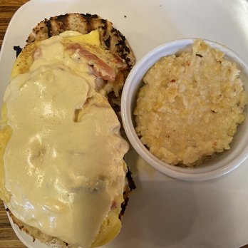 Lulu's - Lobster biscuit and grits - New American Near Me - Richmond, Virginia