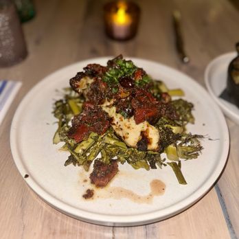 Sadie's - Honey Lemon Half Chicken - Mediterranean Near Me - Nashville, Tennessee