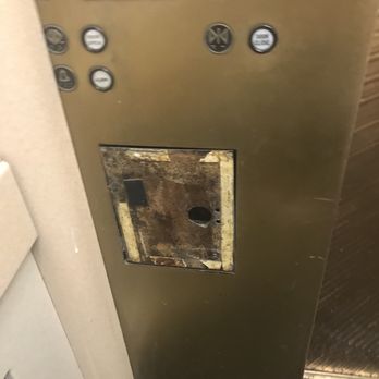 Harrah's Laughlin - A Caesars Rewards Destination - No one seems to take care of the elevators - Hotels Near Me - Laughlin, Nevada